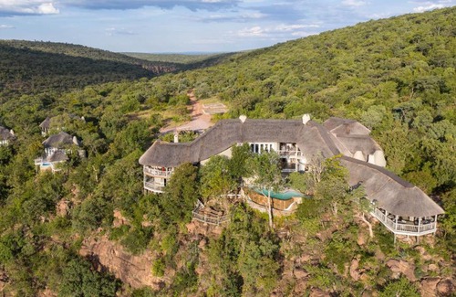 Vaalwater Resort | Clifftop Exclusive Safari Hideaway