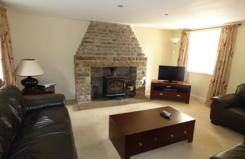 Alston House | Clifton Cottage at Lovelady Shield