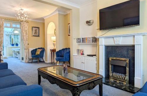 Montpelier House | Clifton Cottage - by Brighton Holiday Lets