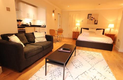 Clifton Apartment | Clifton Studio