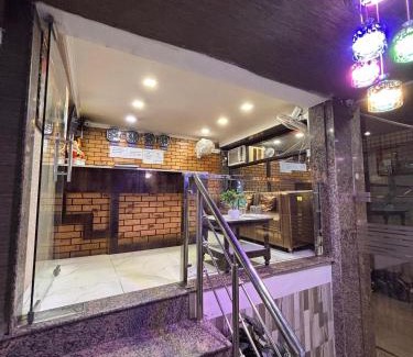 Mahipalpur House | Clink Villa