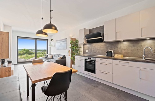 Cessange Apartment | Cloche d'Or Proximity: Sleek Urban Space