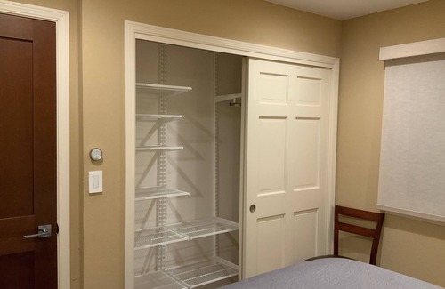 West San Jose Bed & Breakfast | Clock Room- beautiful bedroom next to Santana Row