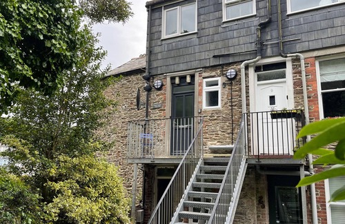 Looe Cottage | Clock Tower View