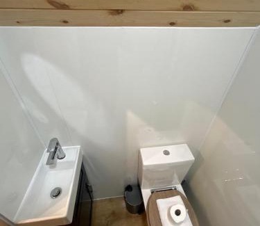 Bontddu Apartment | Clogau Tree House Hot tub &sauna
