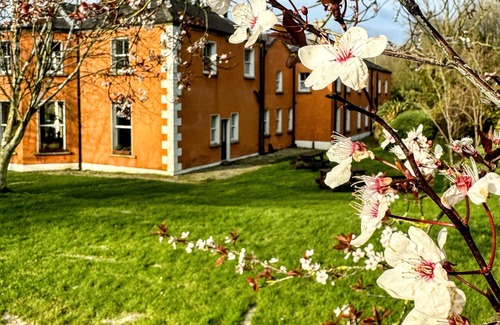 Aughrim Villa | Clone Country House - Heritage 11-BR country house with beautiful garden