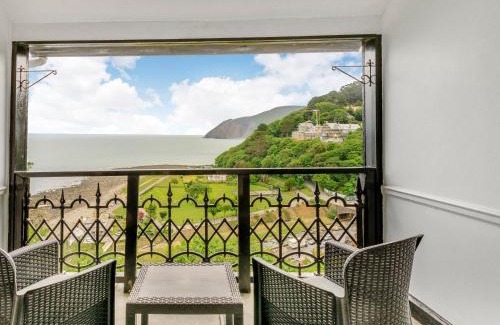 Lynmouth House | Clooneavin Apartment 4