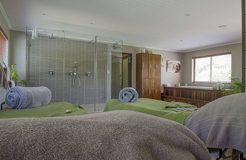 Stellenbosch Bed & Breakfast | Clos Malverne Wine Estate Accommodation
