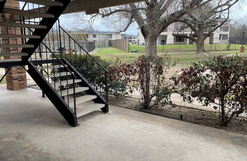 Pleasant Valley Condo | Close To All The Cool Condo