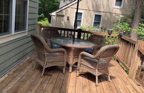 Pocono Pines House | Close to all the slopes…book now!