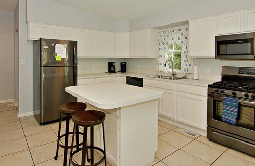 Charleston House | Close to Beach and Downtown Charleston