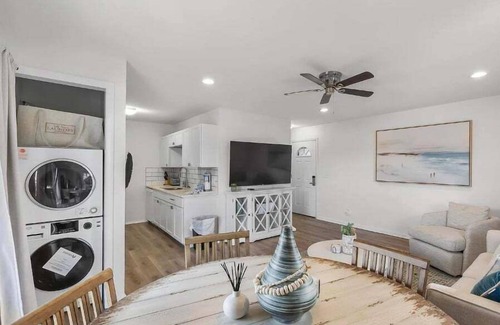 Emerald Waters Village Condo | Close To Beach! Pet Friendly! Free Seasonal Activities! Cross Creek 64 # 28D!