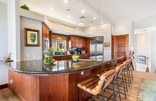 Kulalani House | 🏖️Close to Beaches & Restaurants | Spacious Townhome | Concierge Incl