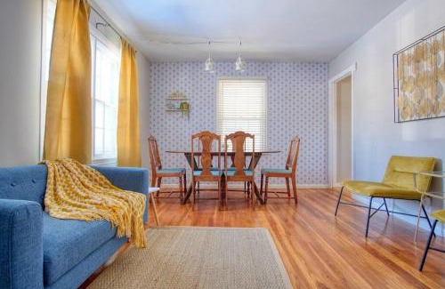 Indianapolis House | Close to Butler Uni, Cozy Home,Firepit,Free Parking