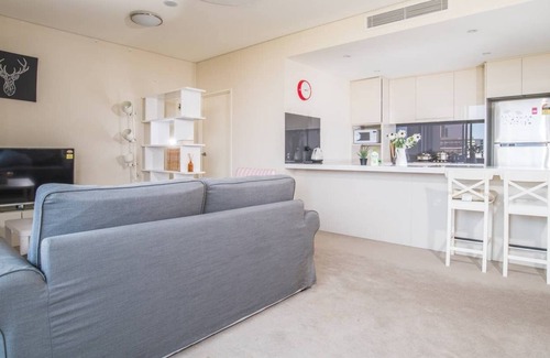 Zetland Apartment | Close to city1bed1bath Apt at the heart of Zetland