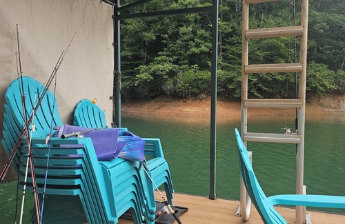 Fair Play House | Close to Clemson! Grand Lake Hartwell Escape 7 Bedroom Lakefront Home