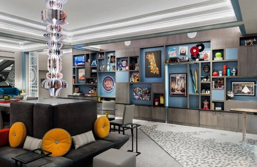 Park West House | Close to downtown and Lake Michigan beaches