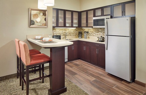 Anaheim Resort Apartment | Close to Downtown Disney + Disneyland Monorail Entrance | Perfect for Families!