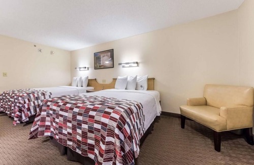 SeaTac Hotel | Close to Downtown! Relaxing Airport Accommodation | Budget-Friendly