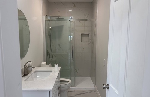Guelph House | Close to Downtown/University of Guelph Residence Personal Room 2