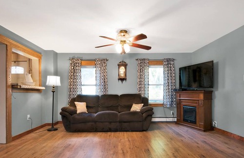 Portland House | Close to downtown with hot tub!