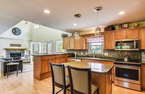 Weaverville House | Close to DT Asheville & Weaverville, Apartment Included