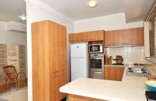Hawks Nest House | Close to Jimmys Beach
