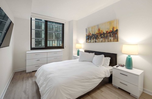 NoMa Hotel | Close to Metro Red Line | Business Traveler Friendly | NoMa