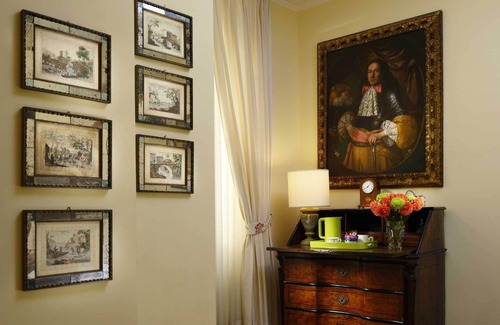 Rione VI Parione Apartment | Close to Navona Square, Exclusive cozy Apt AC, WiFi. Perfect base for touring