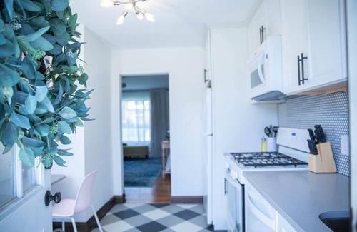 Grandview Heights Apartment | Close to OSU | Off Street Parking | Walkable Neighborhood