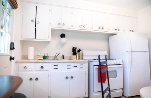 Grandview Heights Apartment | Close to OSU | Safe Neighborhood | Walkable