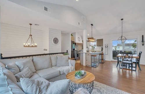 Bayville House | Close to Seaside Heights Jersey Shore Beach House