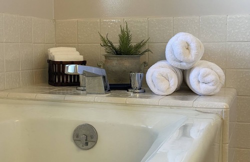 Rexburg House | close to St. Anthony Sand Dunes, Yellowstone, Bear World, BYI-I