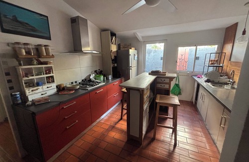Saint-Paul House | Close to the beach, house with large swimming pool, ideal for family/friends, sea view.