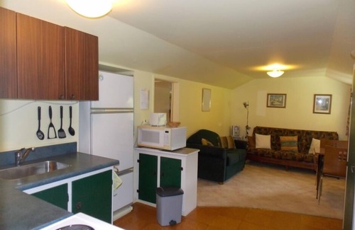 Riwaka Cottage | Close to the beaches away from the crowds! Some availability in January 2026