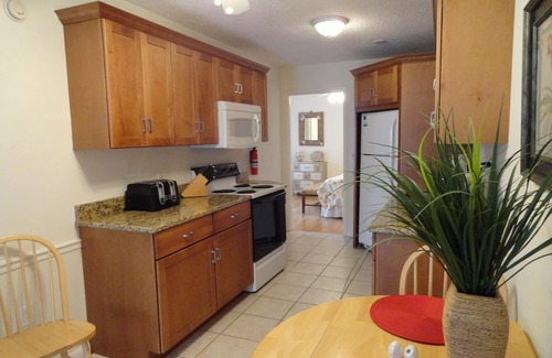 Ilexhurst House | Closer to the beach does not work: comfortable apartment at ground level on the beach.