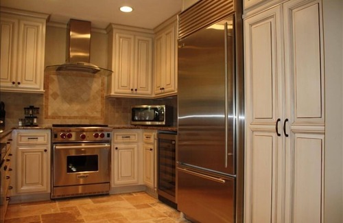 West Beach Cottage | Closest Cottage to the Beach! Casual Luxury.