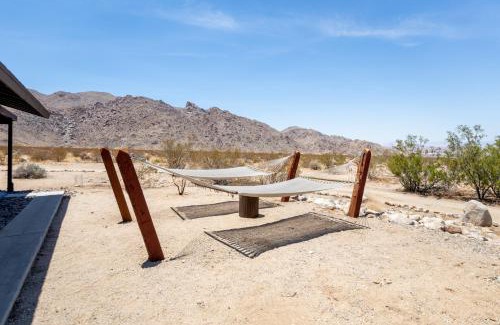 Twentynine Palms House | Closest to Park Entrance, Stars, Private - WKNDR Starside