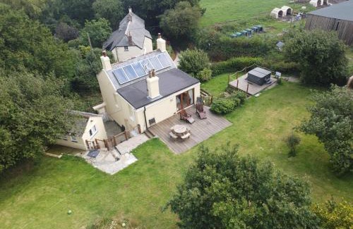 Dartmouth House | Clotted Cream Cottage Countryside calm Close to beach Dartmouth Dog Friendly