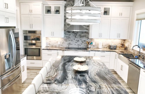 Placida House | Cloud 9 on the beach! Heavenly views from beach to bay. Come be on Cloud 9.