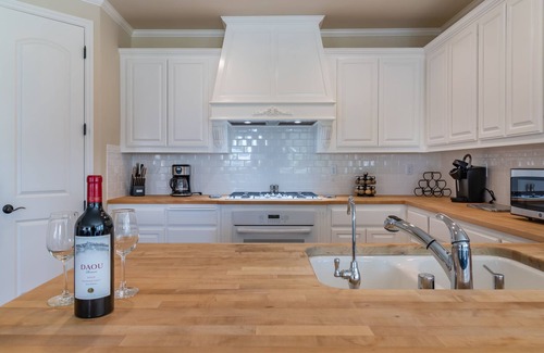 Paso Robles House | Cloud 9 With Heavenly Views!