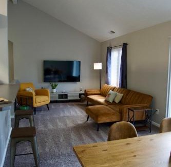 Elizabethtown Apartment | Cloud's Bnb - The Signature Suite, for cooks.