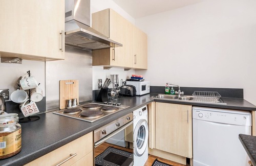 Runnymede Apartment | Cloud9stayz at The Charles 01 & 02