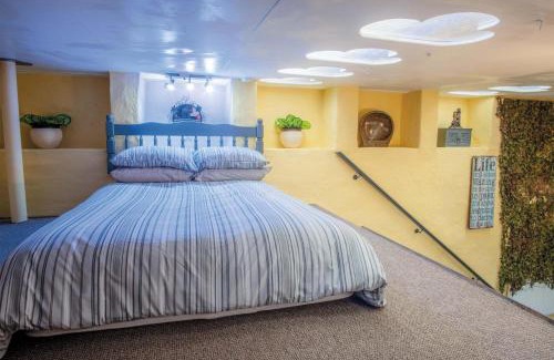 Milford Haven House | Clouds - 1 Bedroom Holiday Home - Milford Haven