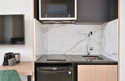 Gay Village Apartment | Clouds Lofts - Quartier Latin