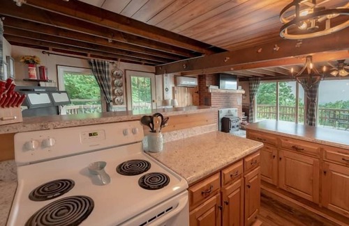 Rileyville House | Clouds Mountain Cabin
