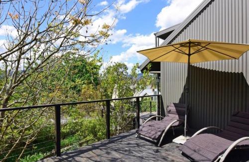 Kangaroo Valley House | Cloudsong Chalet 2 Close to the village centre