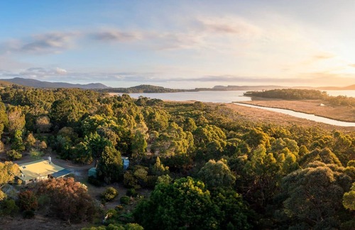 South Bruny Cottage | Cloudy Creek Cottage - Escape to Cloudy Creek Cottage!