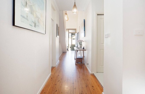Clovelly House | Clovelly Beach House + Pool