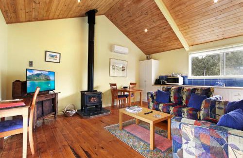 Metung House | Clovelly Cottage